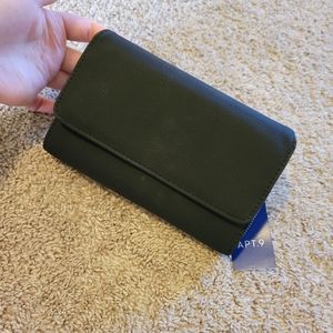 Apt. 9 Safe Keeper Ultimate Organizer Wallet